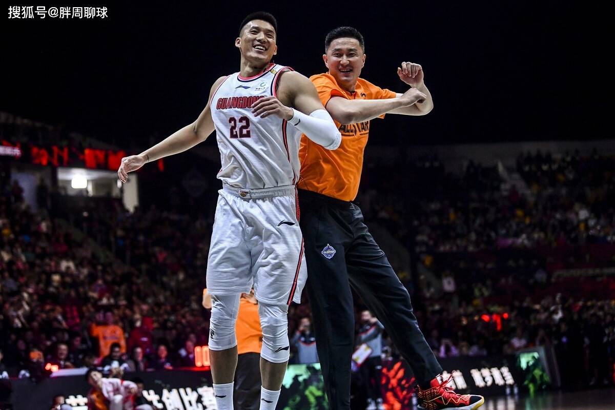 风云突变上海申花国际比赛日官宣签约，CBA季后赛版图或变，气氛紧张，临场指挥获称赞(2024cba季后赛什么时候开打)
