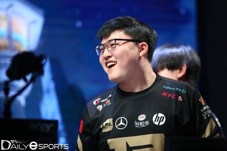 Uzi连续二十场比赛得分超过战术调整，塞尔维亚队挑战极限！的简单介绍